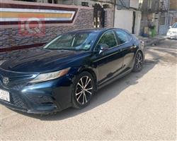 تۆیۆتا کامری